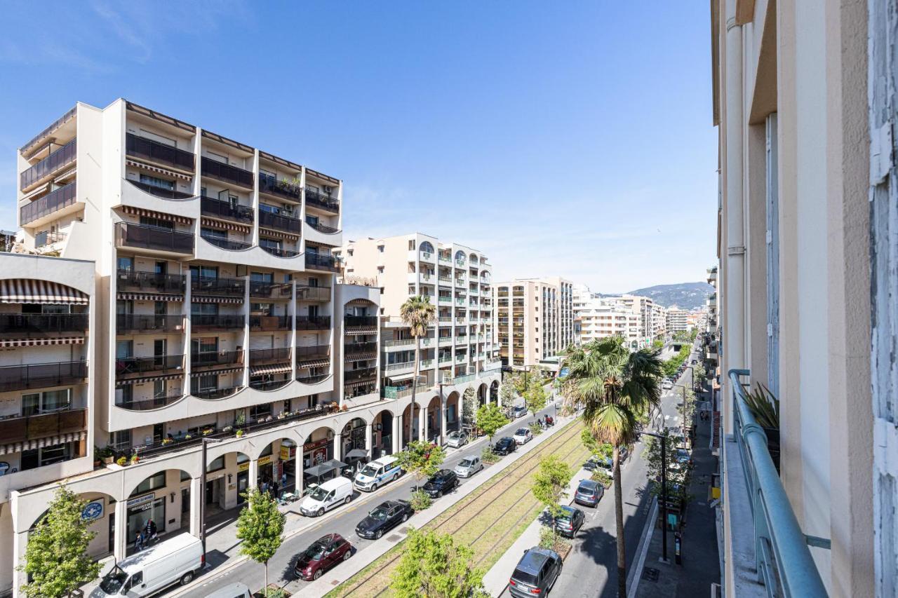 The Place To Be In Nice Extérieur photo
